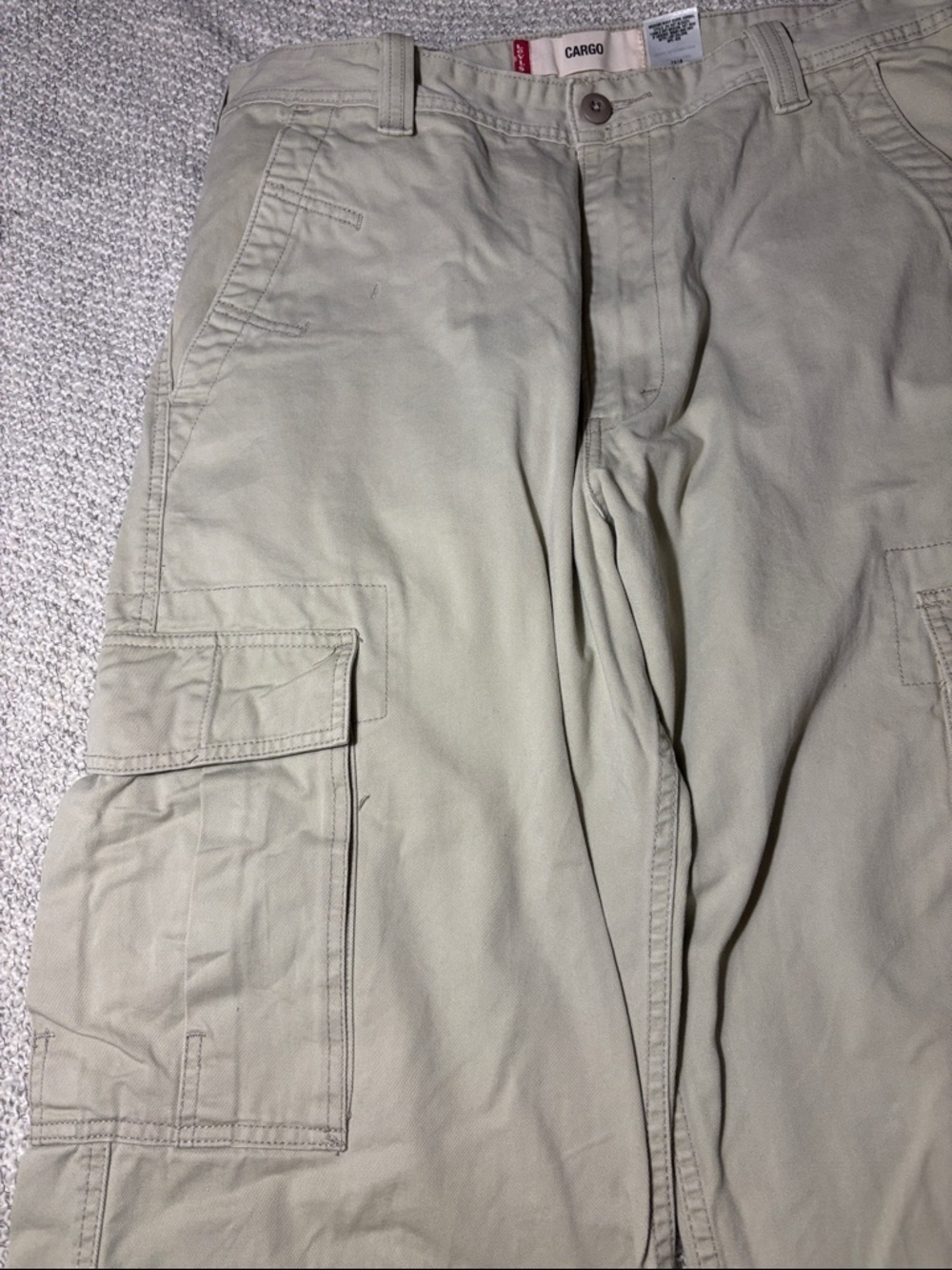 Vintage Levi's Cargo Pants Khaki
Mens Loose Straight Utility Baggy Y2K - Picture 2 of 12